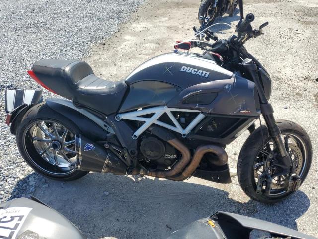  Salvage Ducati Diavel