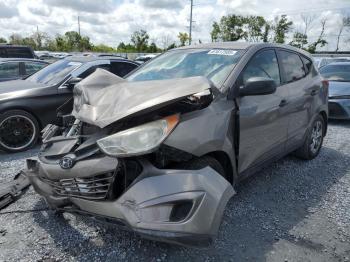  Salvage Hyundai TUCSON