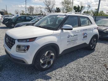  Salvage Hyundai VENUE