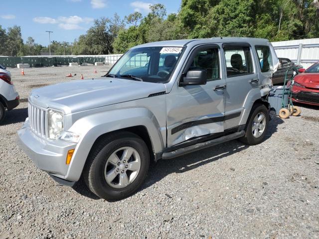  Salvage Jeep Liberty