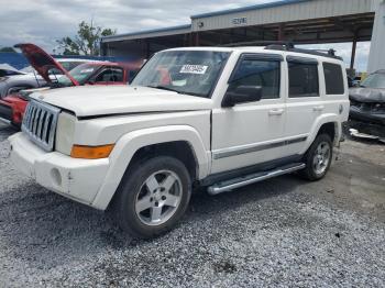  Salvage Jeep Commander