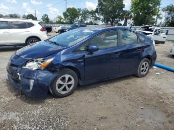  Salvage Toyota Prius