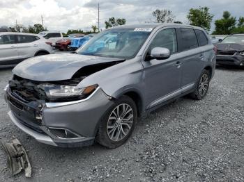  Salvage Mitsubishi Outlander