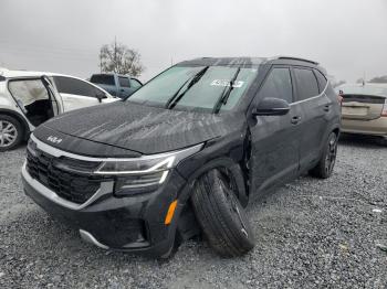  Salvage Kia Seltos