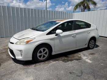  Salvage Toyota Prius