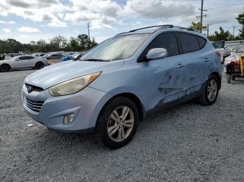  Salvage Hyundai TUCSON