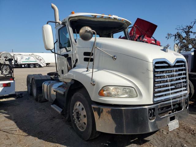  Salvage Mack 600 Cxu600