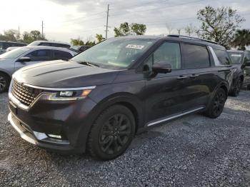  Salvage Kia Carnival