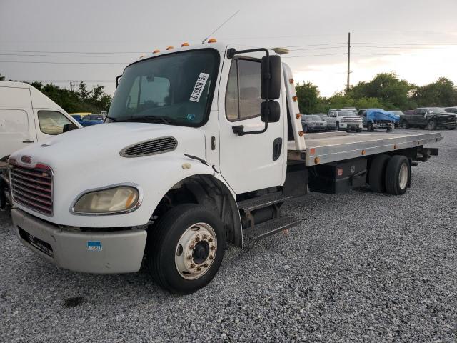  Salvage Freightliner M2 106 Med