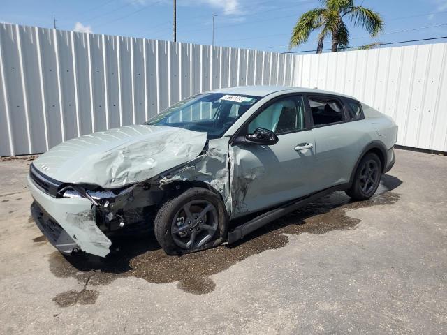  Salvage Kia K4 Lx