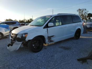  Salvage Dodge Caravan