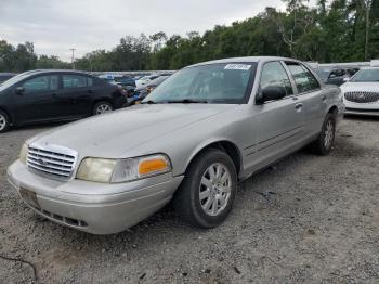  Salvage Ford Crown Vic