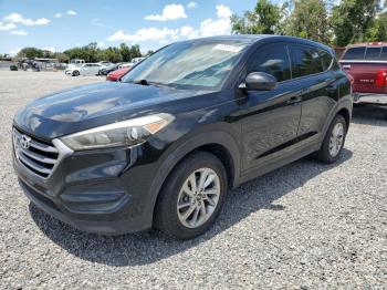 Salvage Hyundai TUCSON