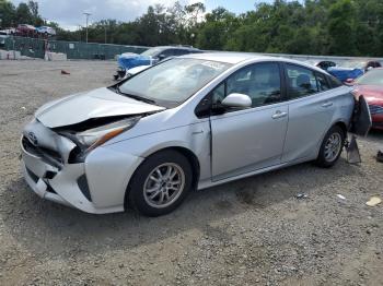  Salvage Toyota Prius