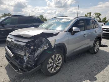  Salvage Toyota RAV4