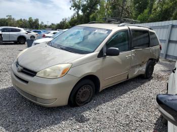  Salvage Toyota Sienna