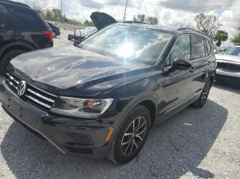  Salvage Volkswagen Tiguan