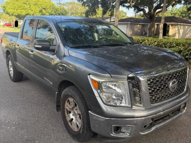  Salvage Nissan Titan