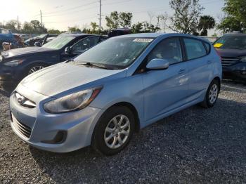  Salvage Hyundai ACCENT