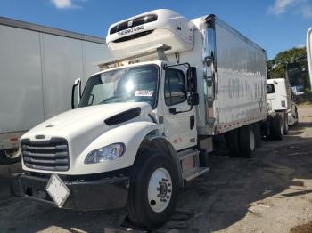  Salvage Freightliner M2 106 Med
