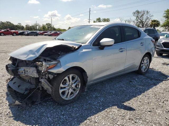  Salvage Toyota Yaris