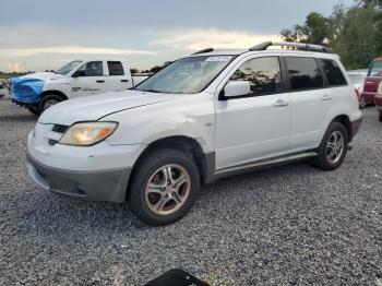  Salvage Mitsubishi Outlander