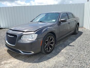 Salvage Chrysler 300