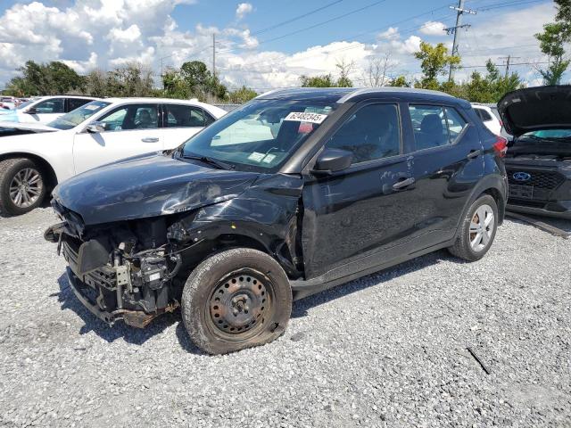  Salvage Nissan Kicks