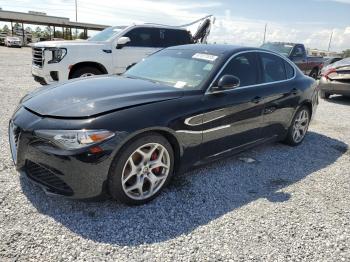 Salvage Alfa Romeo Giulia