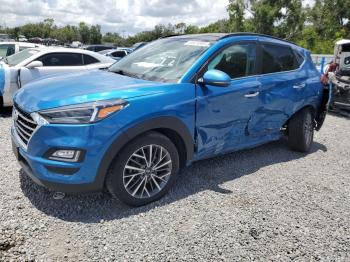  Salvage Hyundai TUCSON