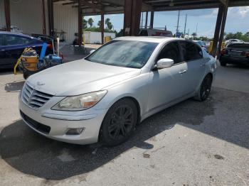  Salvage Hyundai Genesis