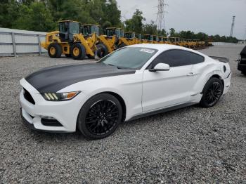  Salvage Ford Mustang