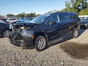  Salvage Chrysler Minivan