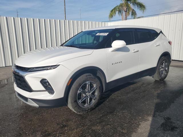  Salvage Chevrolet Blazer