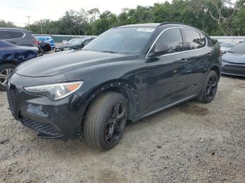  Salvage Alfa Romeo Stelvio