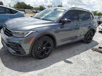  Salvage Volkswagen Tiguan