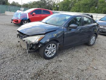  Salvage Toyota Yaris