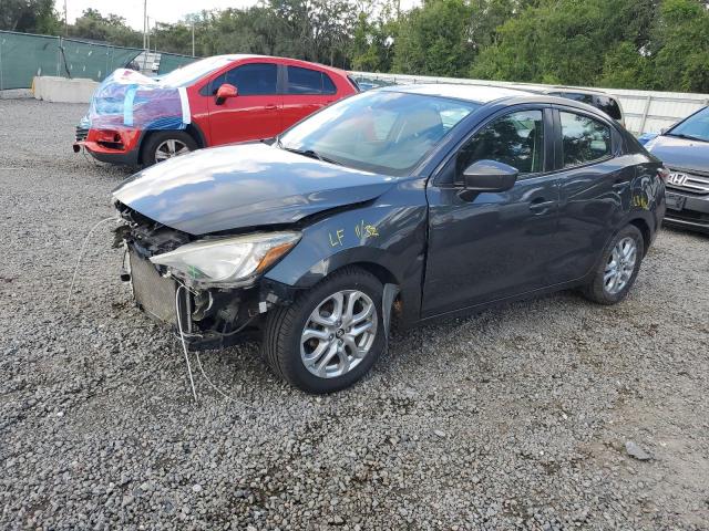  Salvage Toyota Yaris