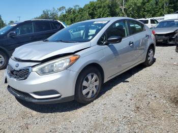  Salvage Kia Forte