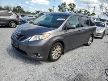  Salvage Toyota Sienna