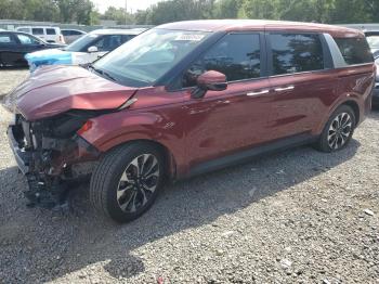  Salvage Kia Carnival