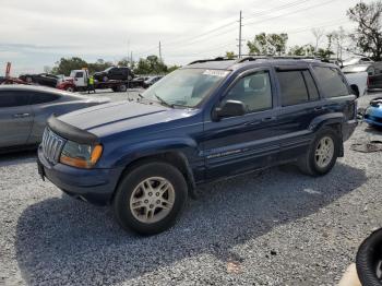  Salvage Jeep Grand Cherokee