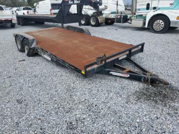  Salvage Lamar Trailer
