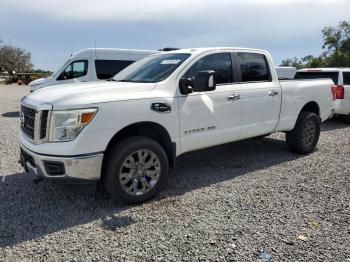  Salvage Nissan Titan