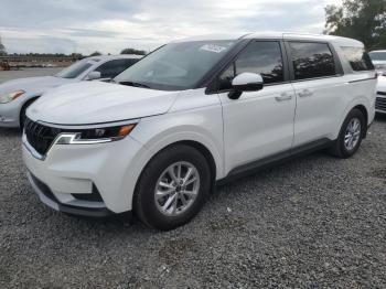  Salvage Kia Carnival