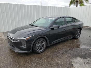  Salvage Kia K4 Lx