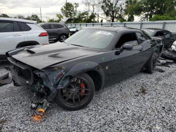  Salvage Dodge Challenger