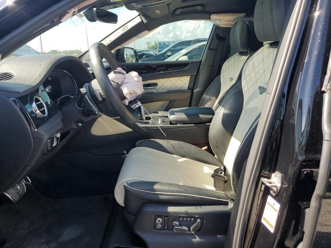 Bentley Bentayga Image 3