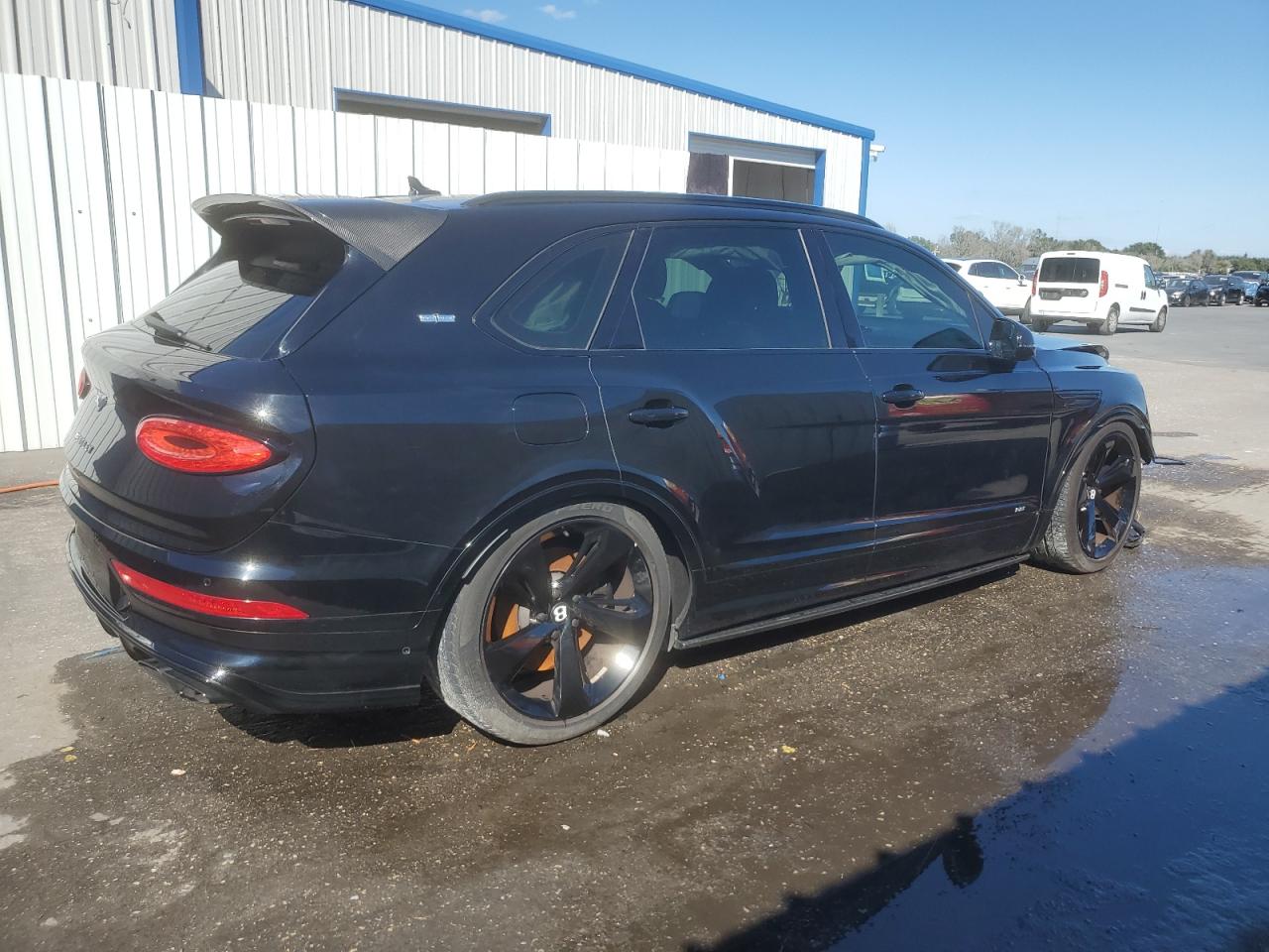 Bentley Bentayga Image 14