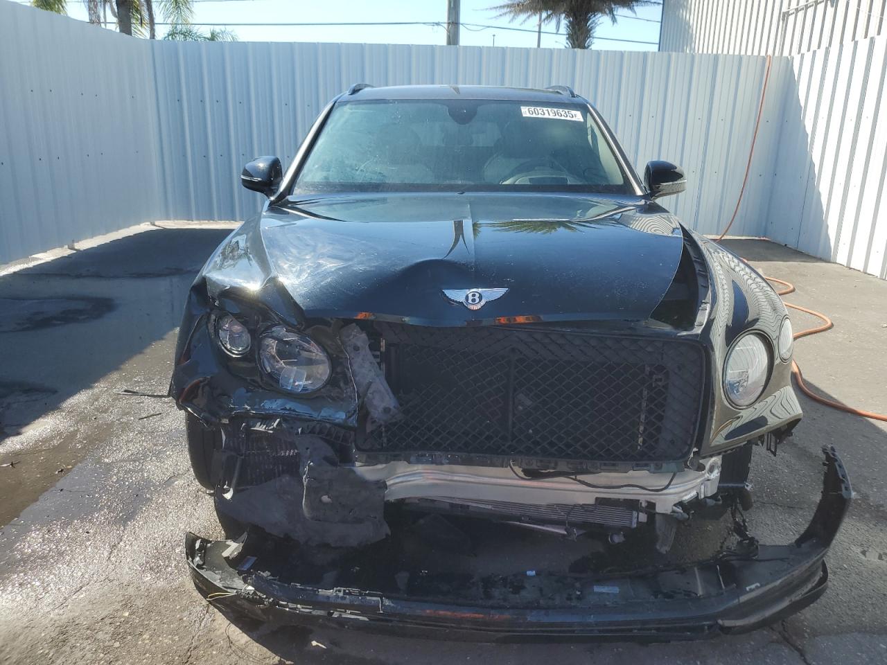 Bentley Bentayga Image 11